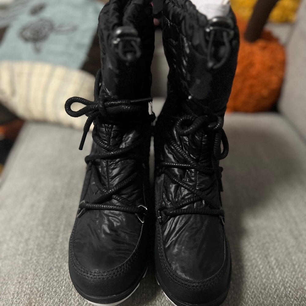 NWT $189 SOREL Black Wedge Winter Boots size 7.5 but good also for 7 w/socks - Picture 3 of 6